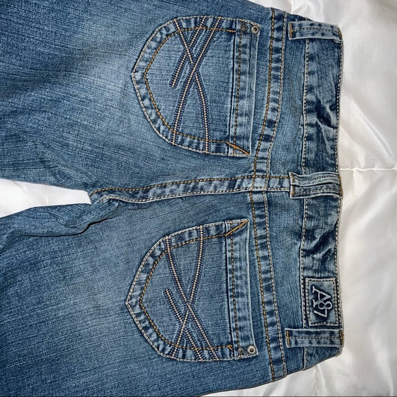 Aeropostale Hailey Skinny Flare Jeans Women's 3/4 Long Blue Low Rise Medium Wash - Picture 7 of 10